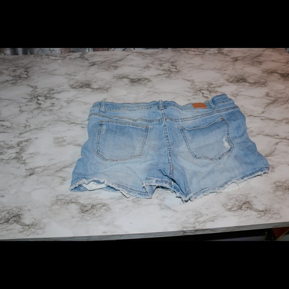 Jean shorts - Picture 3 of 3